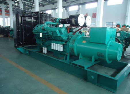 新荣800kw康明斯柴油发电机组图片 新荣800kw康明斯柴油发电机组图片